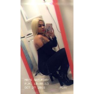 Meet your Posher, Astrid